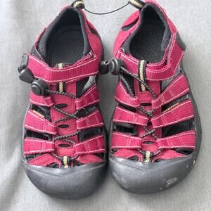 KEEN Newport H2 Kids Size 3 Red Waterproof Hiking Water Sandals Hiking GORPCORE